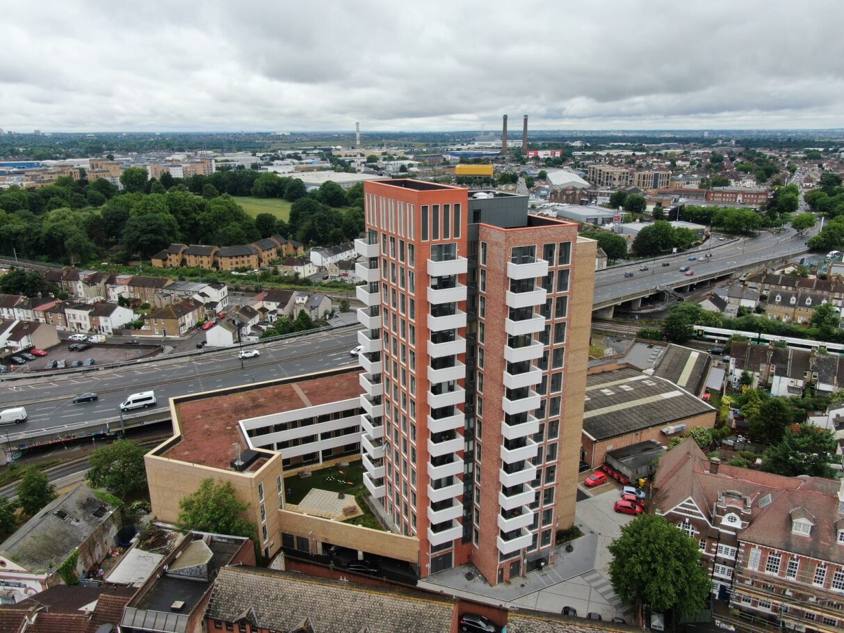 Cairo New Road, Croydon